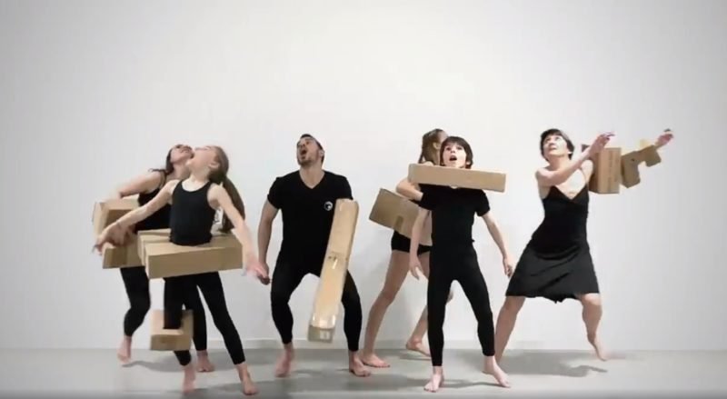 Teaser vidéo de Cardboard - Spectacle de danse En Mouvance 2018 3
